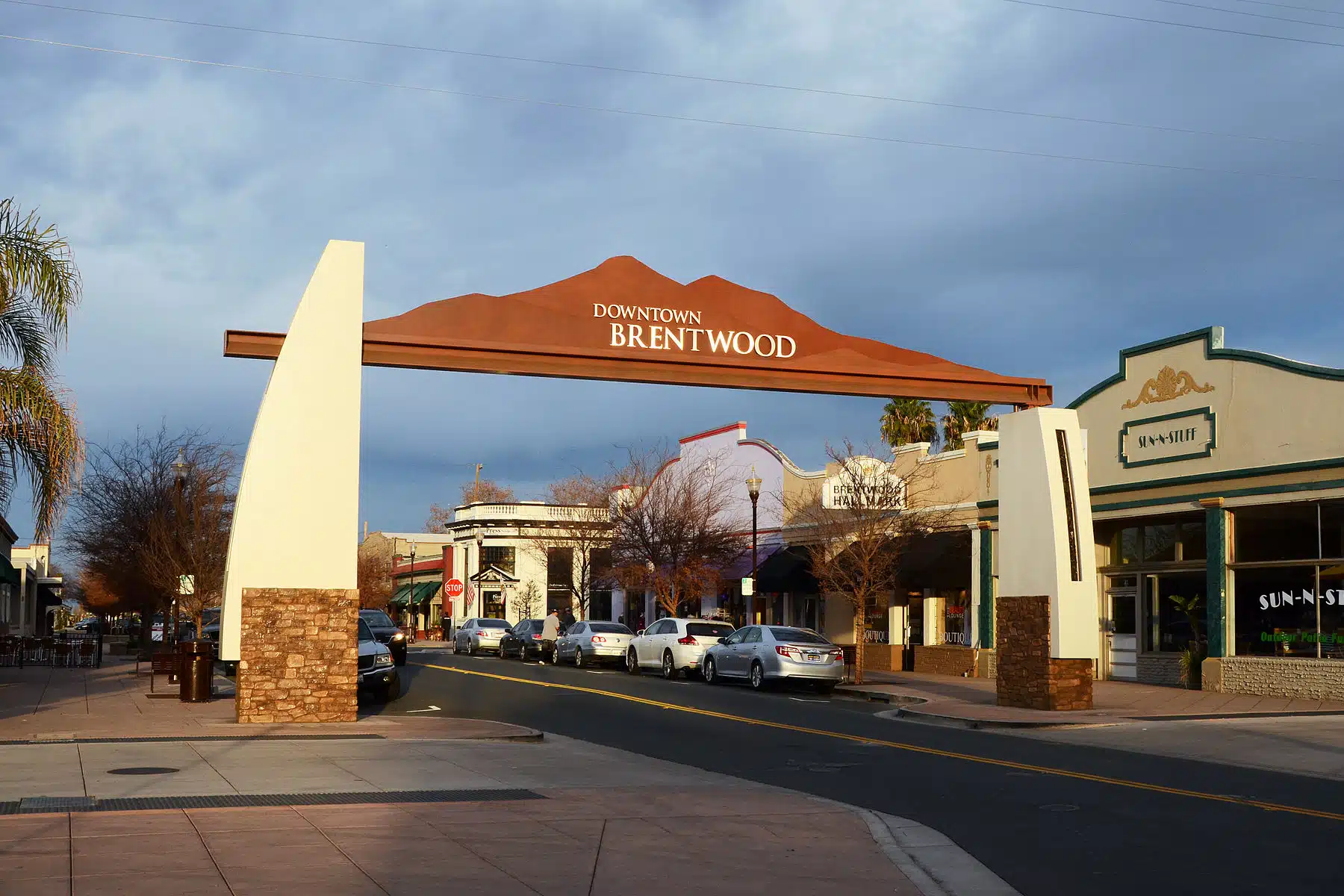 Fun Things to Do in Brentwood | Travel Guide (2024) | Best Places to Visit