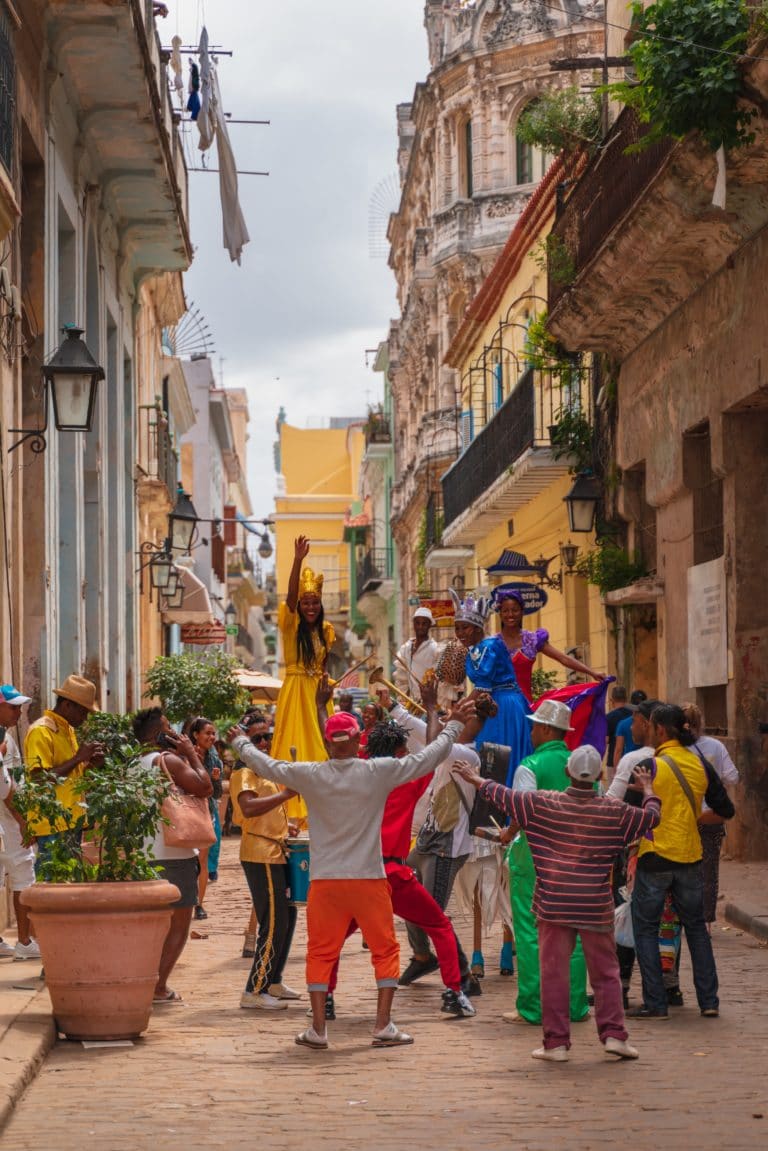 Budget Travel Destination Cuba scaled