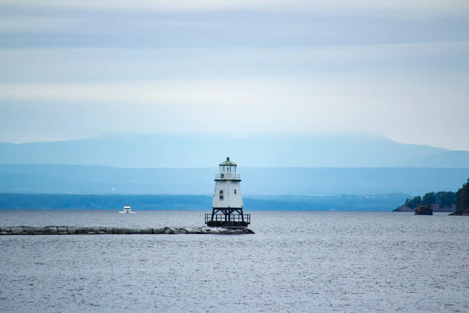Fun Things to Do in Burlington | Travel Guide (2024) | Best Places to Visit