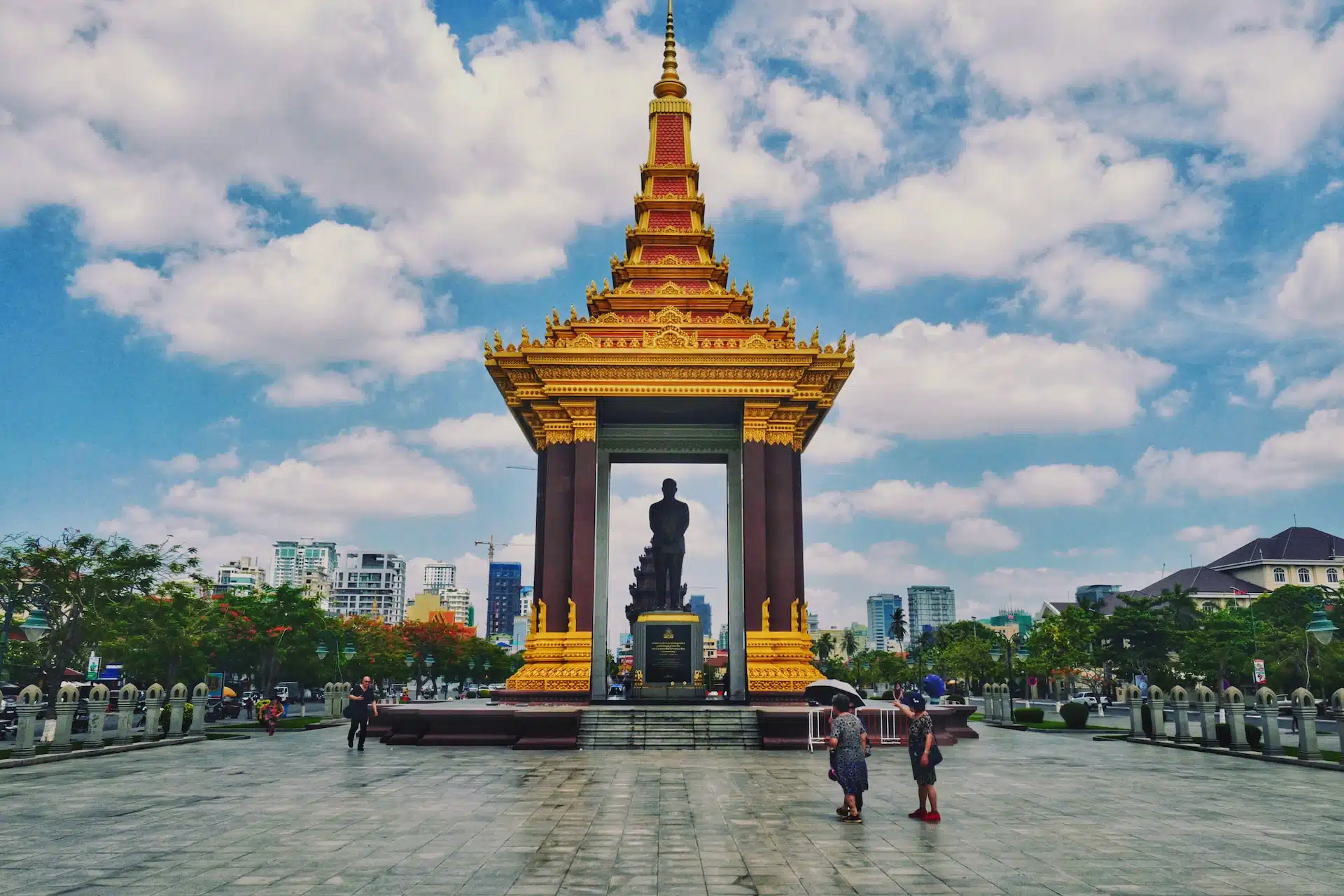 Fun Things to Do in Phnom Penh | Travel Guide (2024) | Best Places to Visit