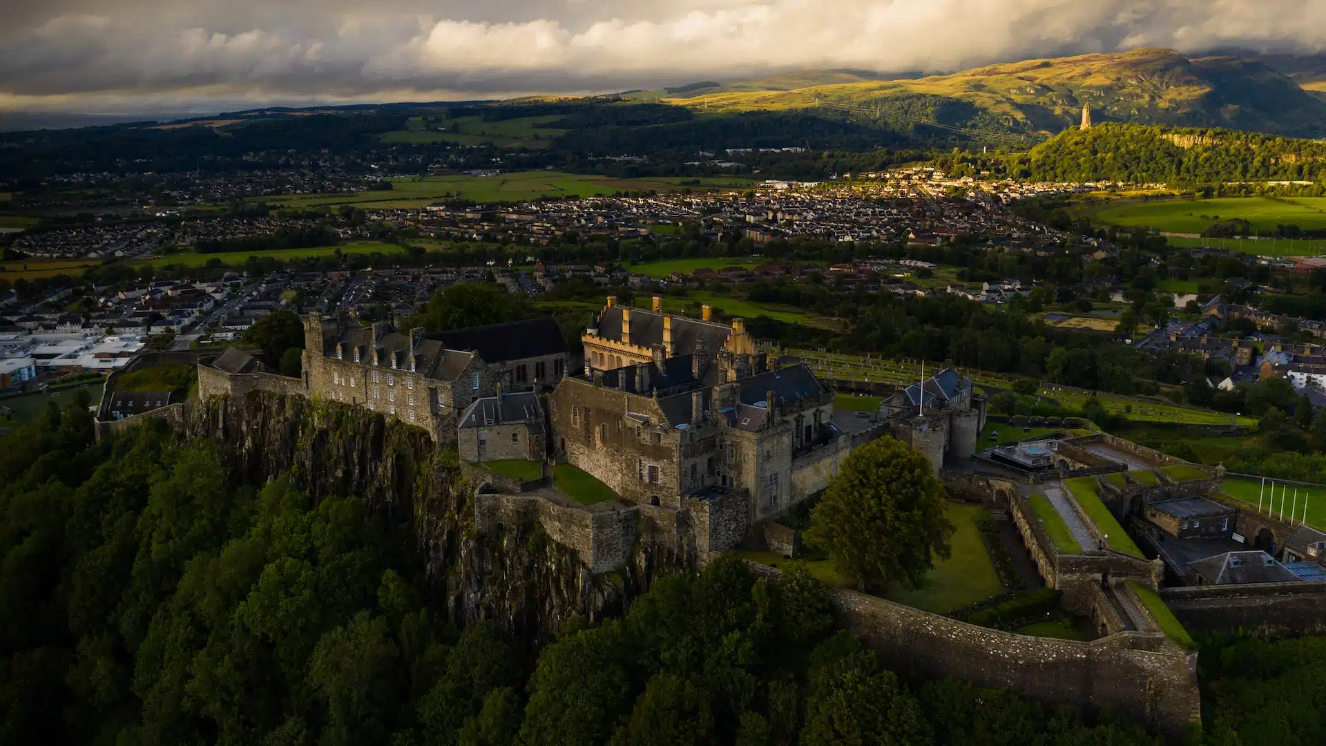 Fun Things to Do in Stirling | Travel Guide (2024) | Best Places to Visit